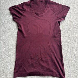 Lululemon swiftly tech shirt